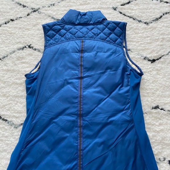 Lululemon Reversible Vest Size 6 - Picture 3 of 4